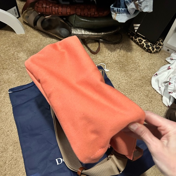 Dooney & Bourke Coral 🪸 Shoulder Bag - Picture 4 of 7
